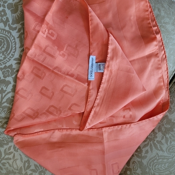 dolce& GABBANA SCARF - Picture 3 of 5